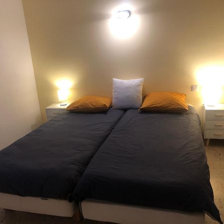 Chambre Pratique Avec Wc Et Vasque Attenant Du Rucher Naturaile Montagnac  Buitenkant foto